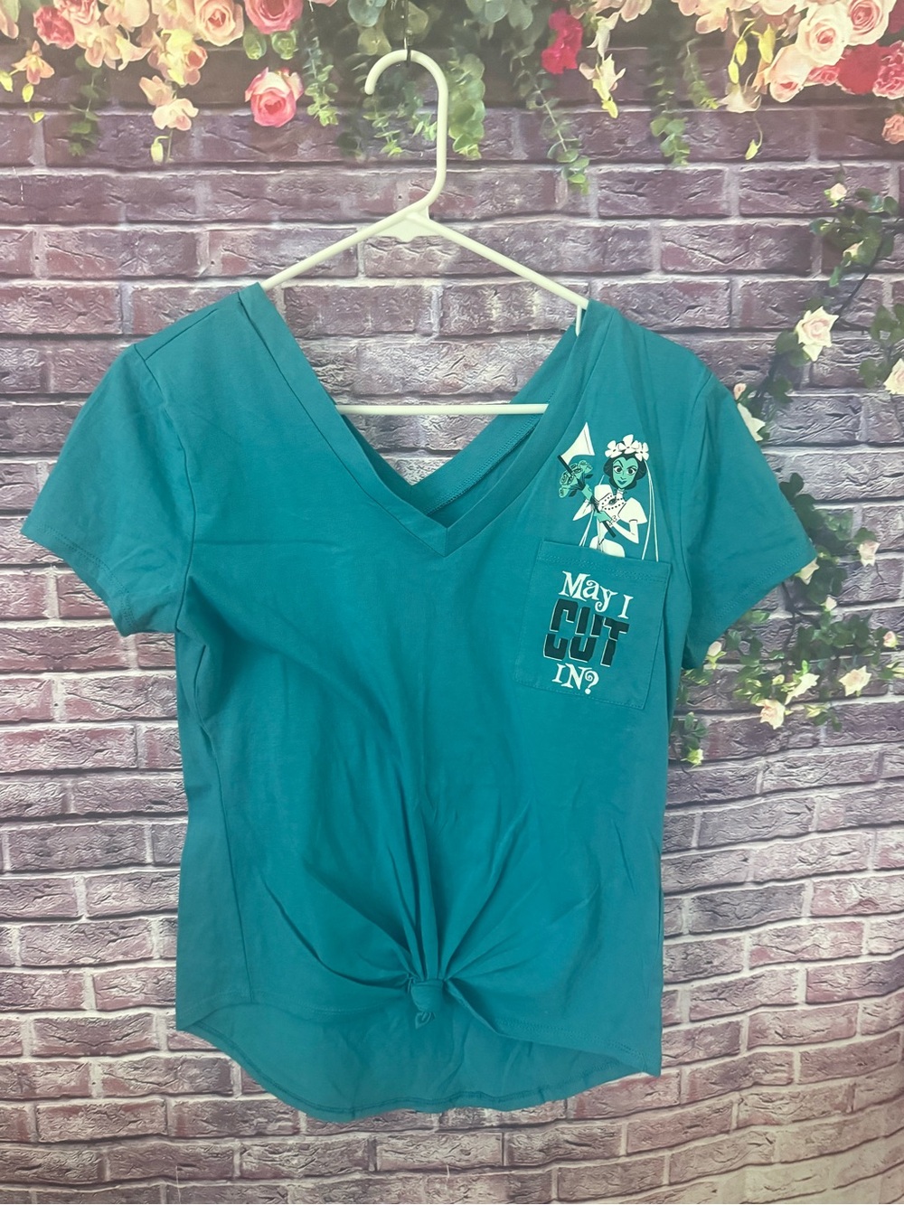 Disney Haunted Mansion Bride Teal V Neck Short Sleeve Tee Rare sold out  New